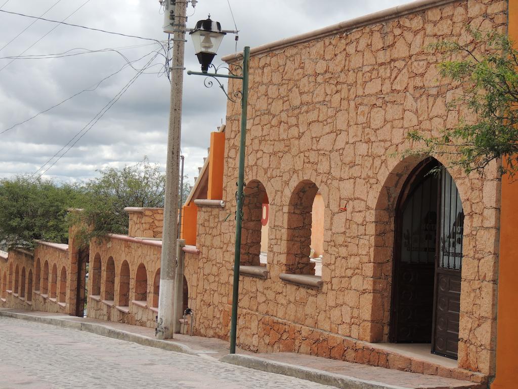 Hotel Posada San Jorge Bernal Exterior photo